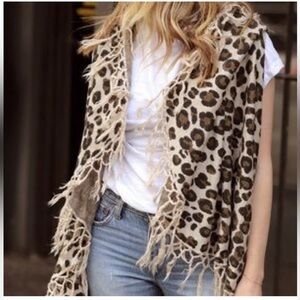 NEW LeRumi‎ leopard fringe cardigan